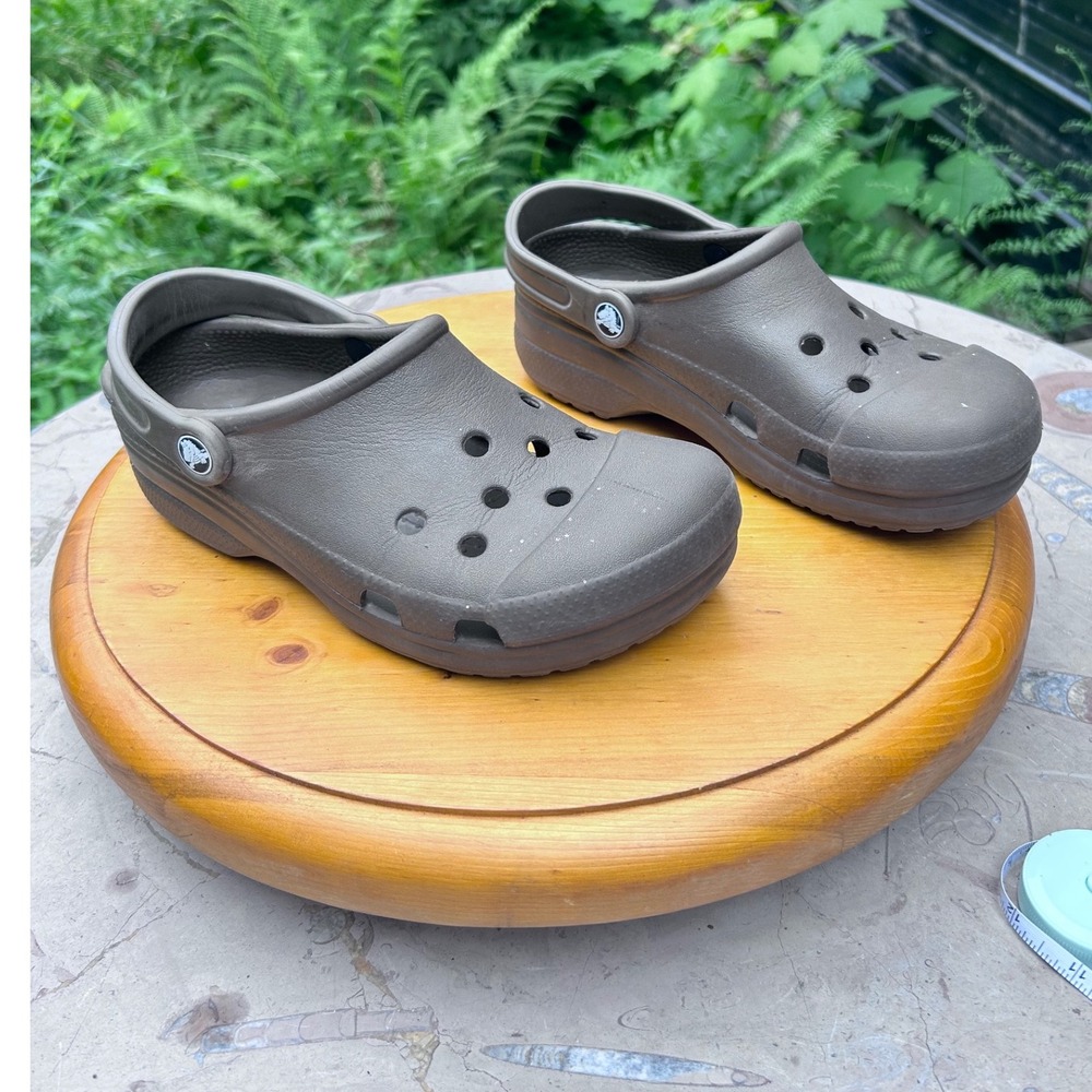 Classic Clogs Unisex Men 4 Women 6 Khaki Army Green Slip On Mules Comfort Crocs